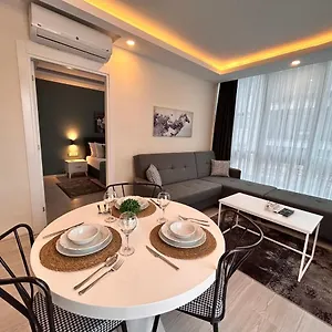 Aparthotel Hadrians Tower, Antalya